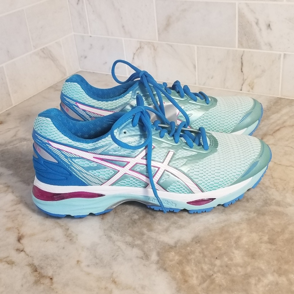 Asics Gel Cumulus 18 NWOB